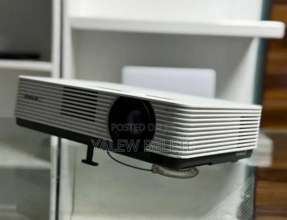 Sony Projector Model Name VPL-DX221 Hardware Interface