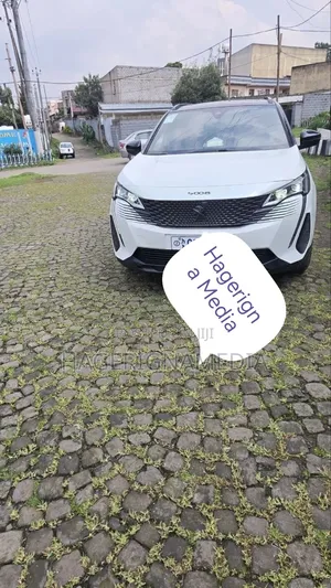 Peugeot 5008 2023 White