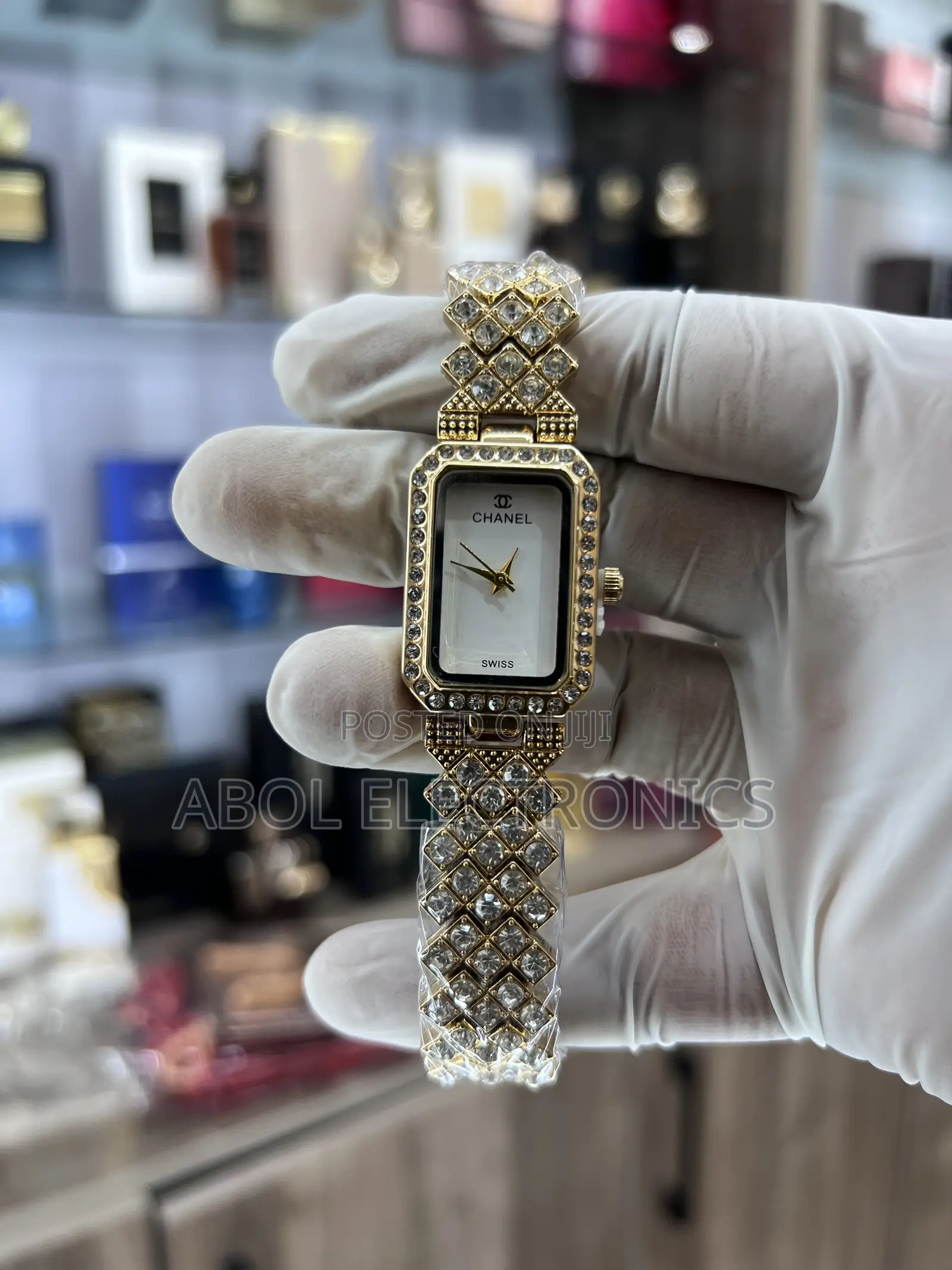 Chanel Gold Women's Quartz Watch - Diamond Bezel Iced-Out Diamond