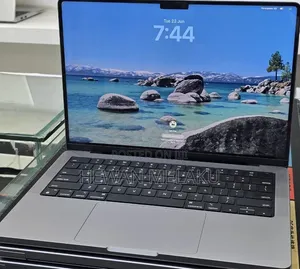 New Laptop Apple MacBook Pro 2021 M1 16GB Apple M1 Pro SSD 512GB