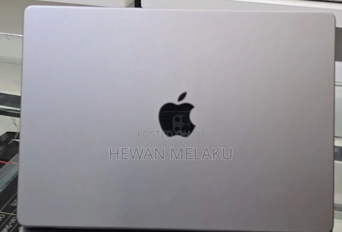 New Laptop Apple MacBook Pro 2021 M1 16GB Apple M1 Pro SSD 512GB