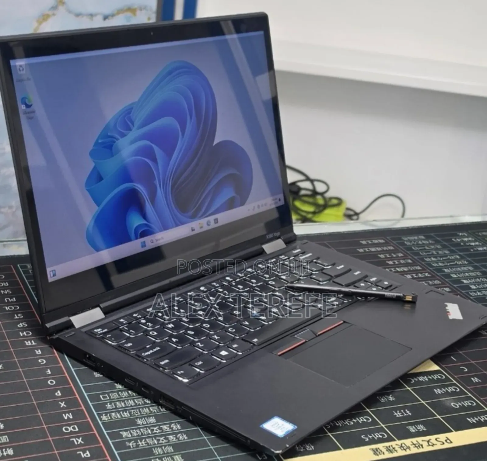 New Laptop Lenovo ThinkPad X380 Yoga 16GB Intel Core i5 SSD 256GB
