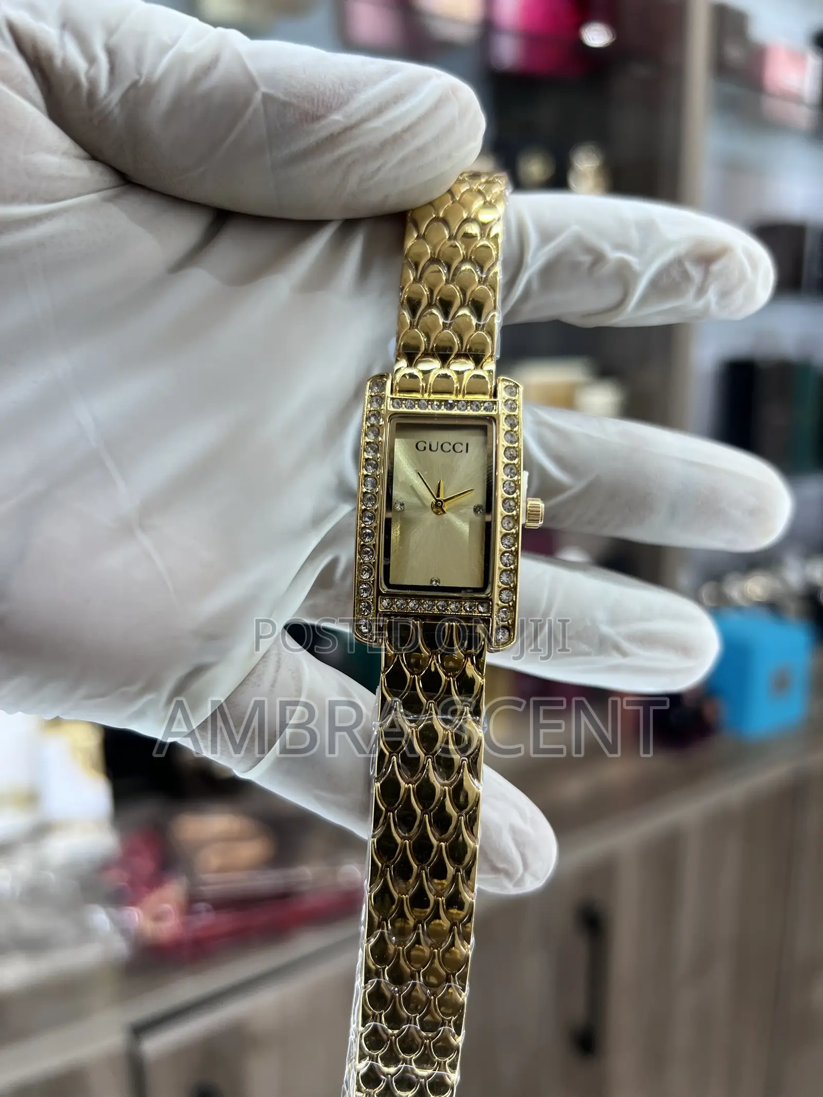 Gucci Gold Rectangular Women's Quartz Watch - Diamond Bezel Scale