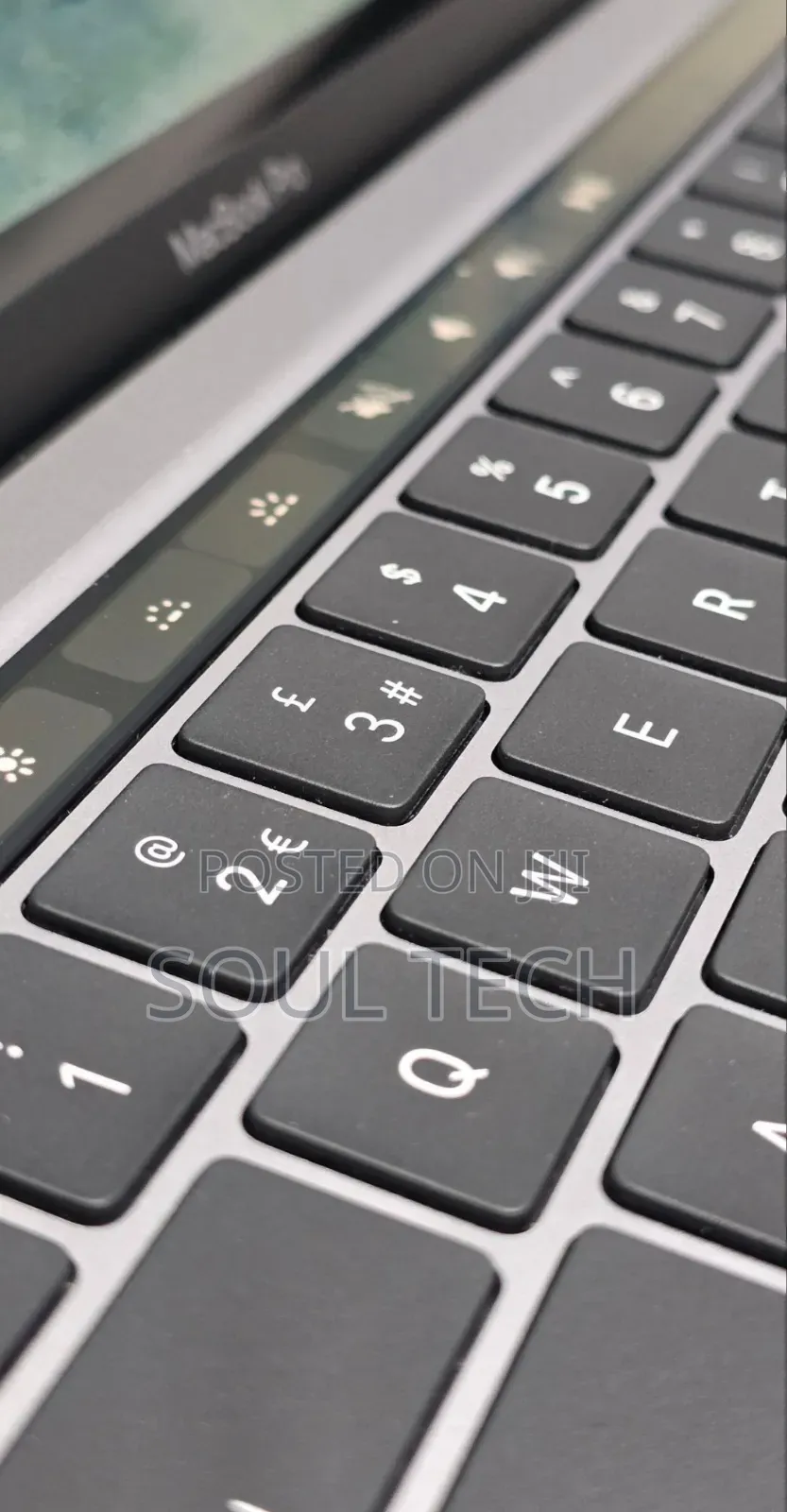Laptop Apple MacBook Pro 2020 8GB Apple M1 Pro SSD 512GB