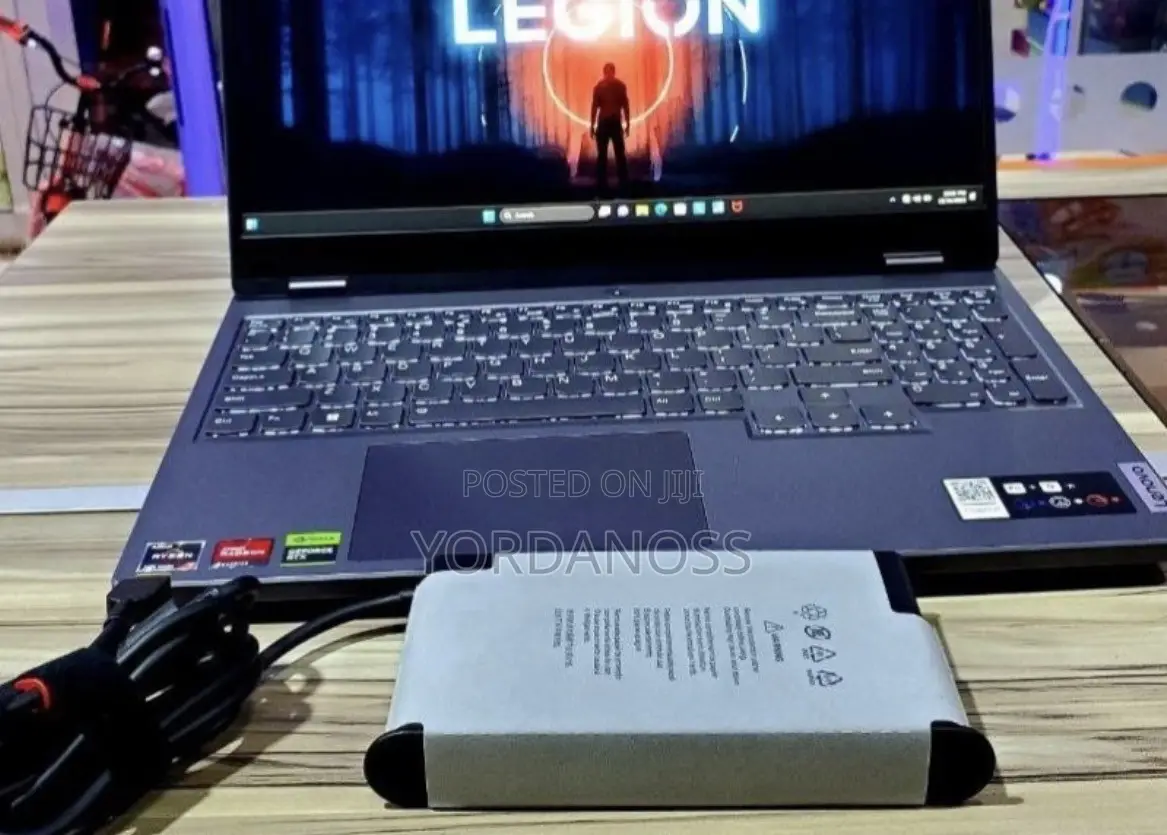 New Laptop Lenovo Legion 5 16GB AMD Ryzen 7 SSD 512GB