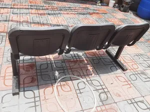 Office Guest Chair (የቢሮ የእንግዳ ወንበር).