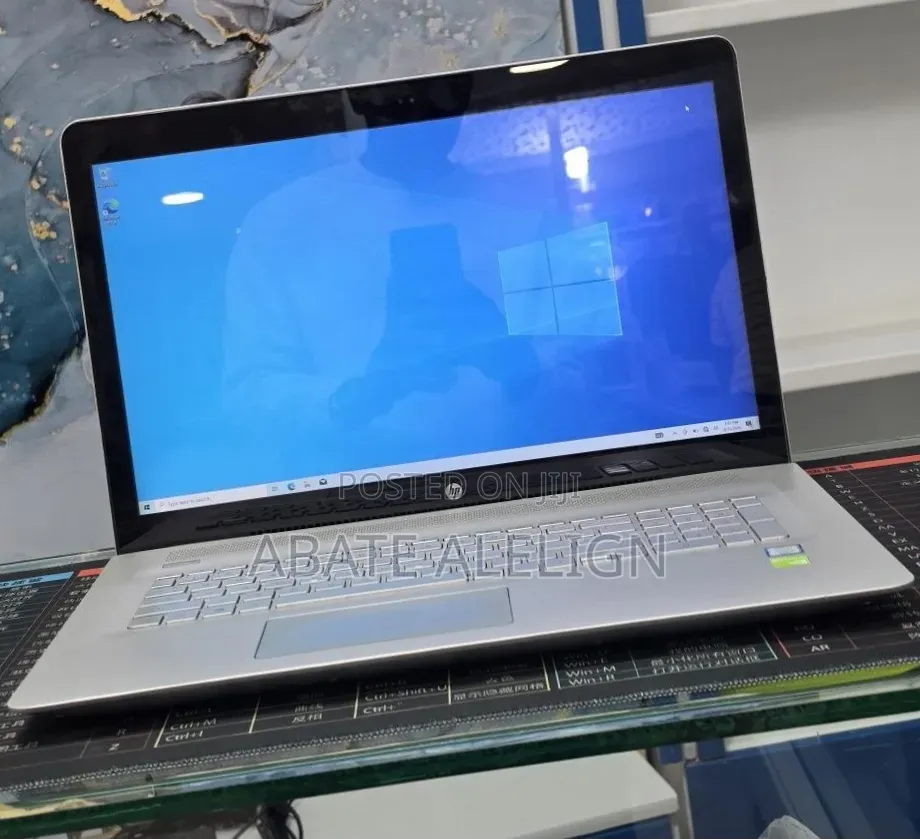 New Laptop HP Envy 17 16GB Intel Core i7 HDD 1T