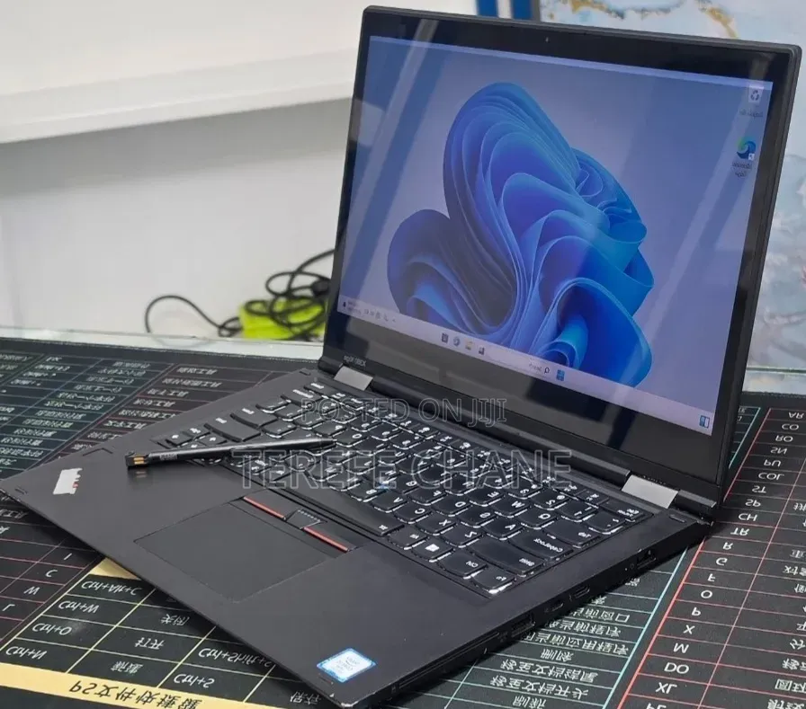 New Laptop Lenovo ThinkPad X380 Yoga 16GB Intel Core i5 SSD 256GB