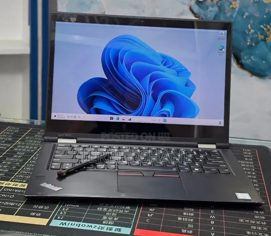 New Laptop Lenovo ThinkPad X380 Yoga 16GB Intel Core i5 SSD 256GB