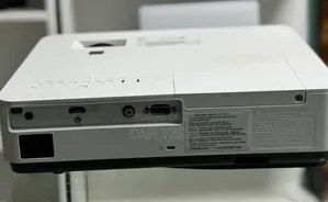 Sony Projector
model Name VPL-Dx221