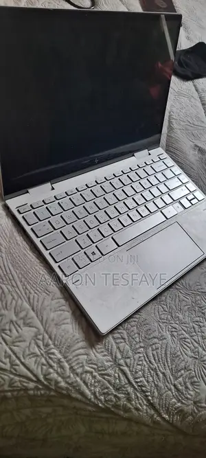 New Laptop HP Envy x360 8GB Intel Core i7 SSD 512GB