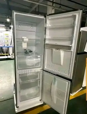 Hisense 460L Refrigerator