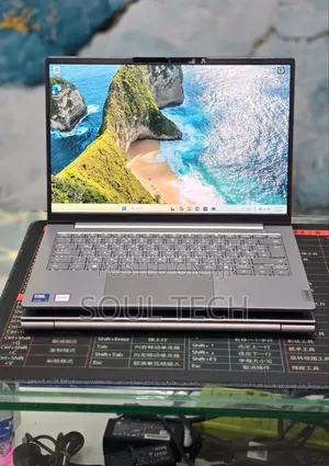 New Laptop Lenovo Thinkbook 14 16GB Intel Core Ultra 7 SSD 512GB