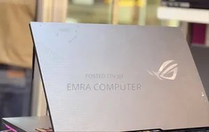 New Laptop Asus 16GB AMD Ryzen 7 SSD 512GB