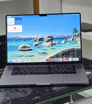 New Laptop Apple MacBook Pro 2023 M2 16GB Apple M2 SSD 512GB