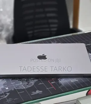 New Laptop Apple MacBook Pro 2023 M2 16GB Apple M2 SSD 512GB
