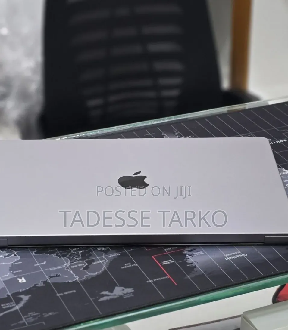 New Laptop Apple MacBook Pro 2023 M2 16GB Apple M2 SSD 512GB