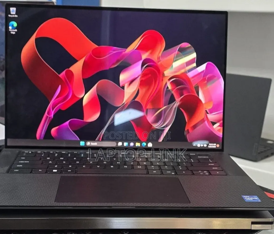 New Laptop Dell Precision 5560 16GB Intel Core i7 SSD 512GB