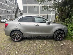 Suzuki Dzire 2022 Silver