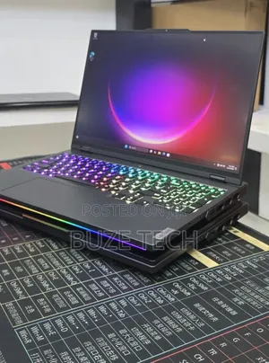 New Laptop Lenovo Legion Pro 7 48GB Intel Core i9 SSD 1T