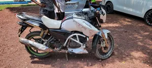 TVS Apache 180 RTR 2017 White