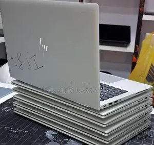 New Laptop HP EliteBook 840 G7 8GB Intel Core i5 SSD 512GB