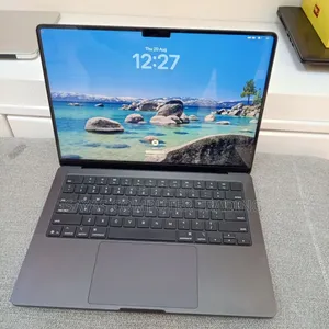 New Laptop Apple MacBook Pro 2025 M5 16GB Apple M5 Pro SSD 512GB