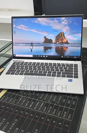 New Laptop HP EliteBook 1040 G8 16GB Intel Core i7 SSD 512GB
