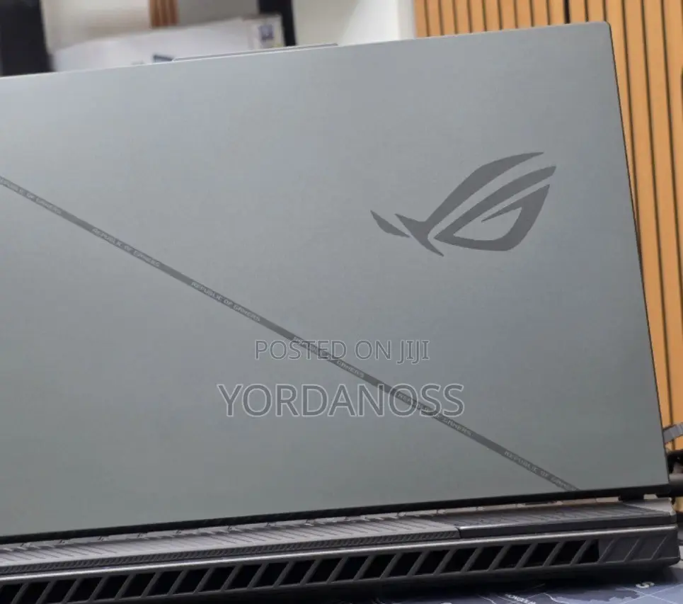 New Laptop Asus ROG Strix G16 G614 16GB Intel Core i9 SSD 1T