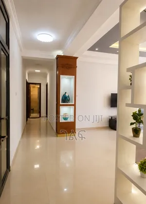 3bdrm Apartment in ሰሚት : ካምብሪጅ –, Bole for sale