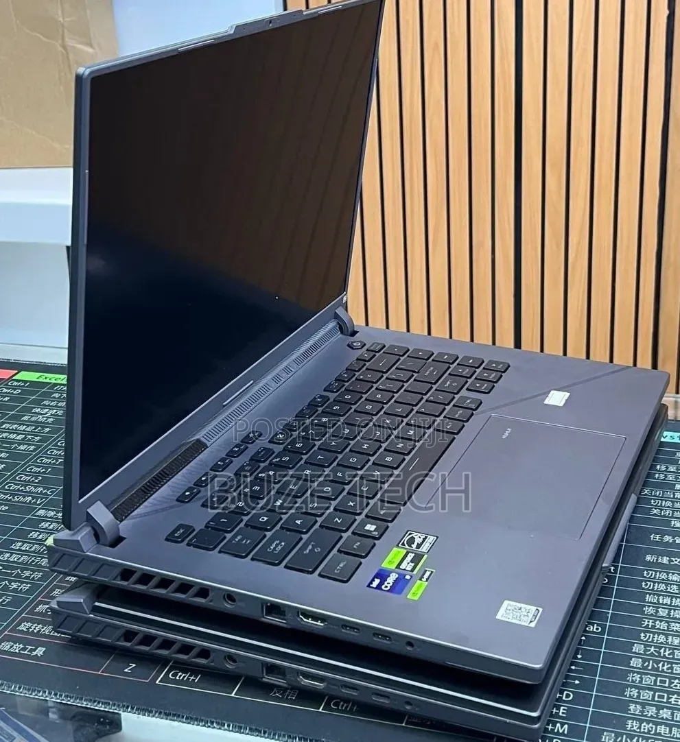 New Laptop Asus 16GB Intel Core i9 SSD 1T
