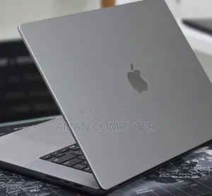 New Laptop Apple MacBook Pro 2023 M2 16GB Apple M2 SSD 512GB