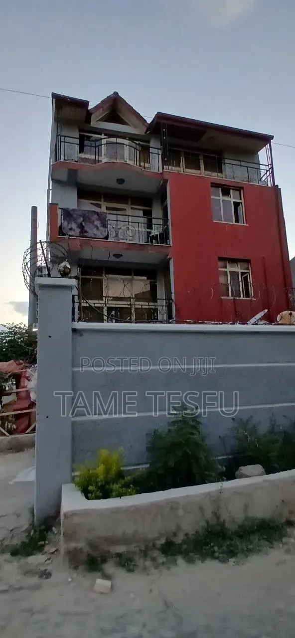 Furnished 6bdrm House in Figs, Bole for sale