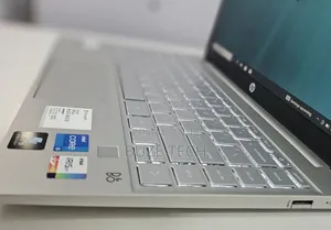 New Laptop HP Pavilion 15 8GB Intel Core i5 SSD 512GB