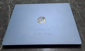 New Laptop HP 8GB Qualcomm Snapdragon X Elite SSD 256GB