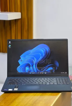 New Laptop Lenovo 12GB Intel Core i7 SSD 512GB