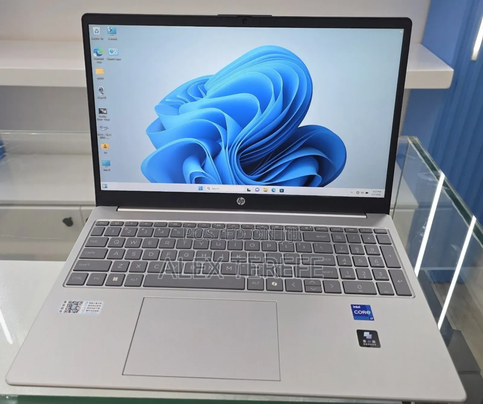 New Laptop HP Stream Notebook 16GB Intel Core i7 SSD 512GB