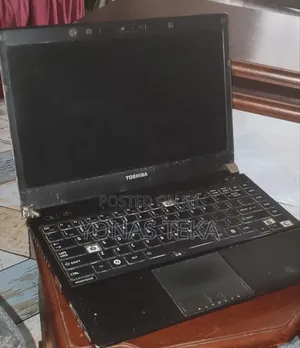 Laptop Toshiba Portege R830 4GB Intel Core i5 eMMC 16 GB