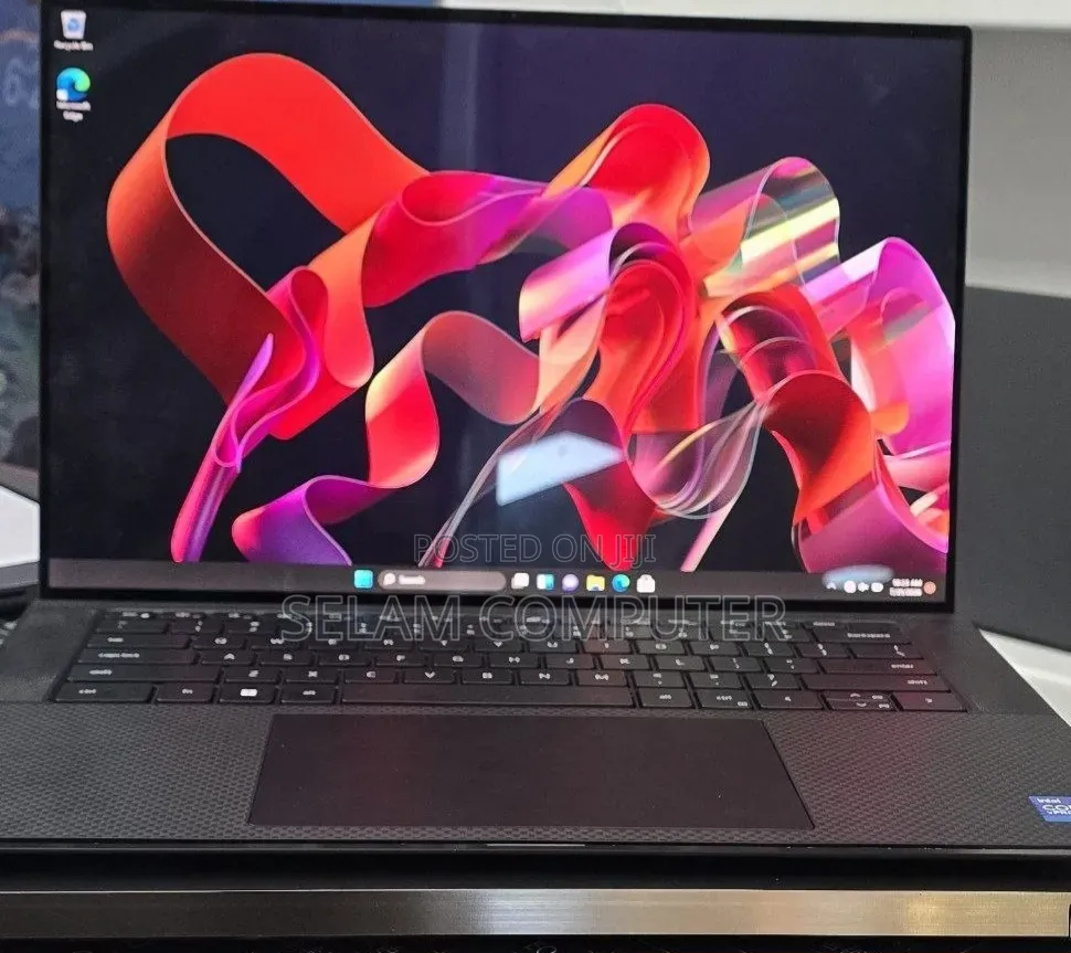 New Laptop Dell Precision 5540 16GB Intel Core i7 SSD 512GB