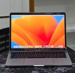 New Laptop Apple MacBook Pro 2017 16GB Intel Core i5 SSD 512GB