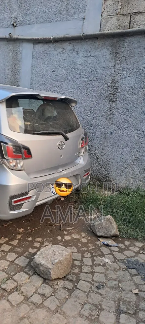 Toyota Agya 2022 Silver
