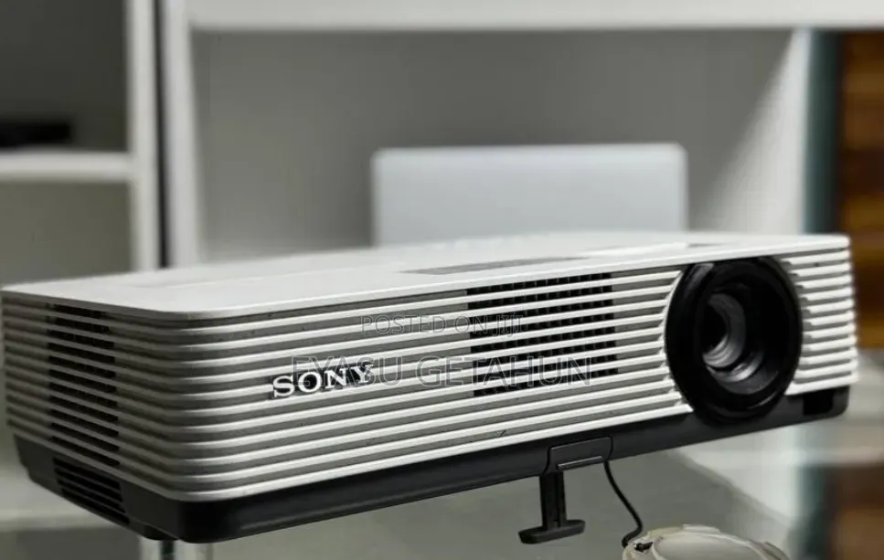 Sony Projector Model Name VPL-DX221 Hardware Interface