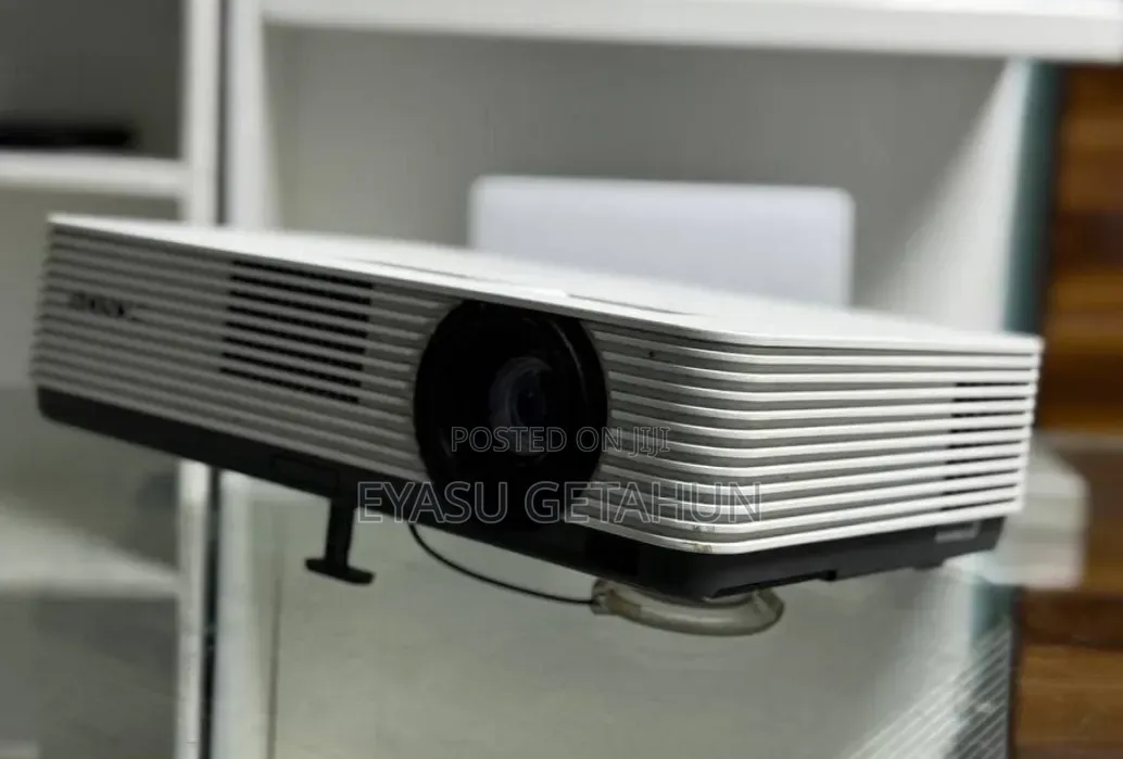 Sony Projector Model Name VPL-DX221 Hardware Interface