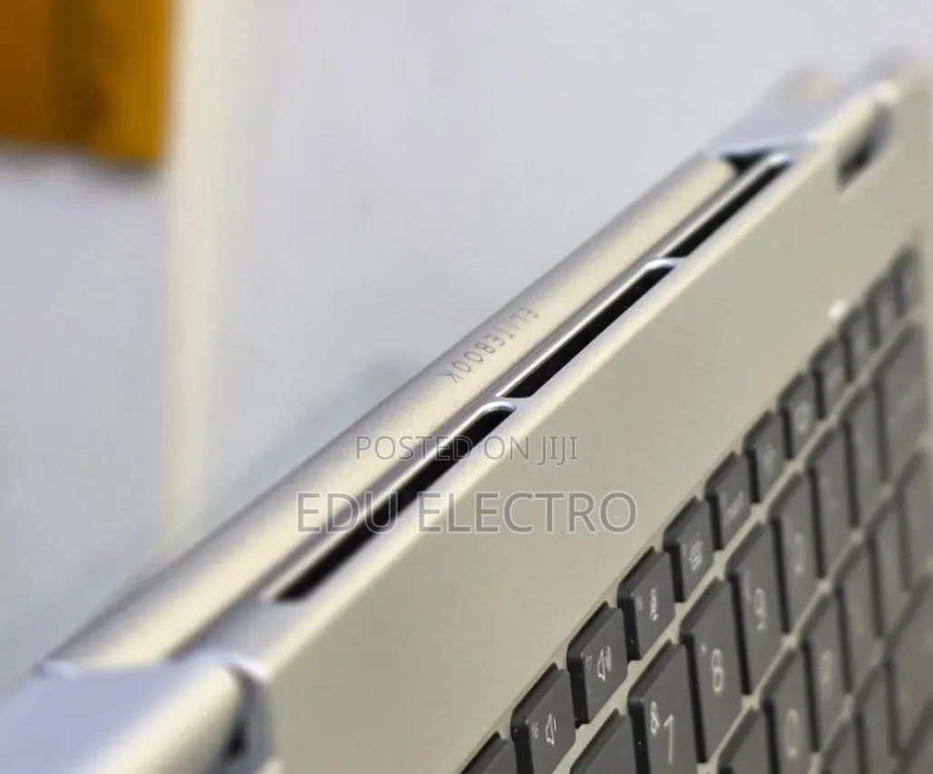 New Laptop HP Elitebook 830 G11 16GB Intel Core Ultra 7 SSD 512GB