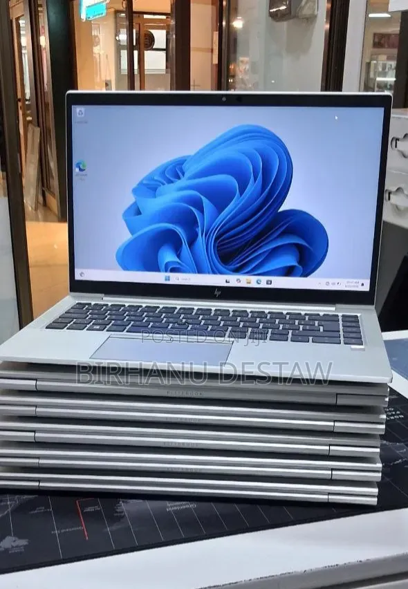 New Laptop HP EliteBook 840 G7 8GB Intel Core i5 SSD 512GB