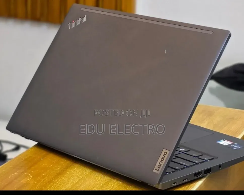 New Laptop Lenovo ThinkPad T14 G3 16GB Intel Core i7 SSD 512GB