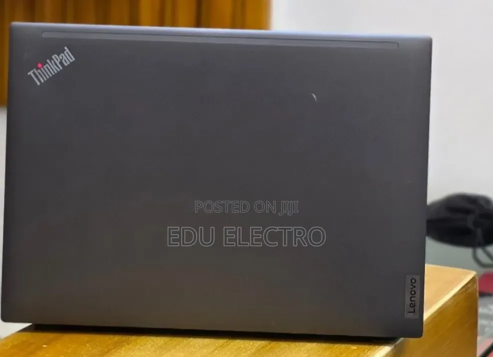New Laptop Lenovo ThinkPad T14 G3 16GB Intel Core i7 SSD 512GB