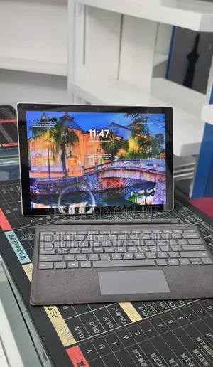 New Laptop Microsoft Surface Pro 7 32GB Intel Core i7 SSD 1T
