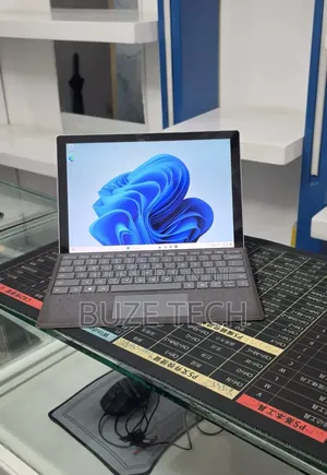 New Laptop Microsoft Surface Pro 7 32GB Intel Core i7 SSD 1T