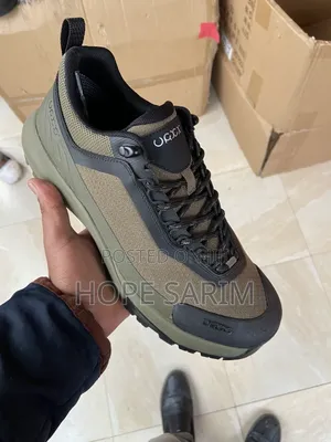 UAXX All-Terrain Outdoor Trail Shoes